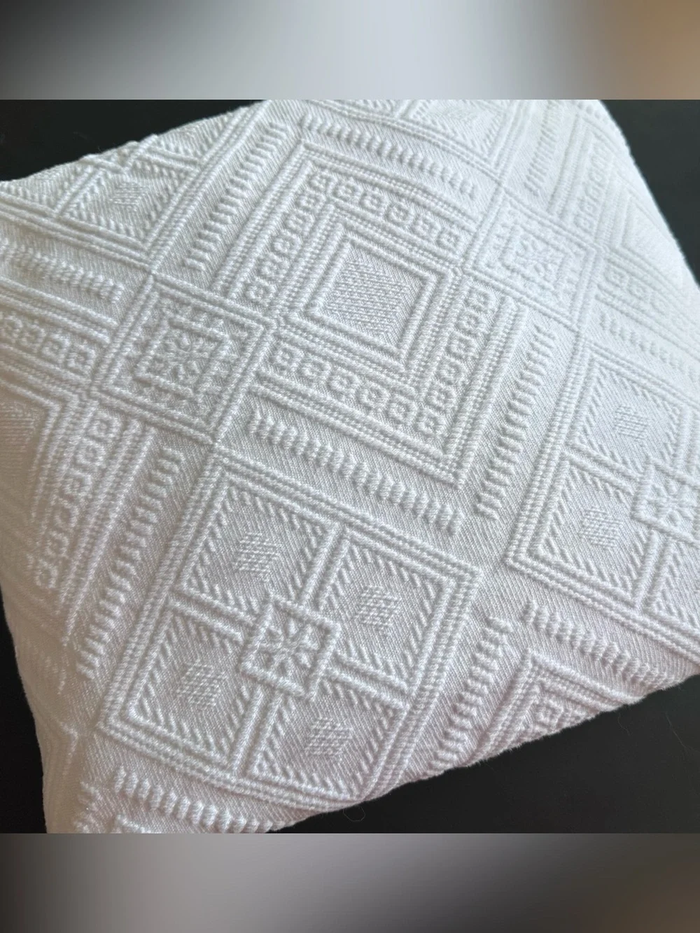 PiuBelle Queen Cotton Mattelasse Coverlet / Blanket Portugal 86 X 94 WHITE
